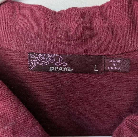 PRANA Women Long Sleeve Polo Shirt Size Large 5 Buttons Closure Dark Pink - Picture 7 of 11